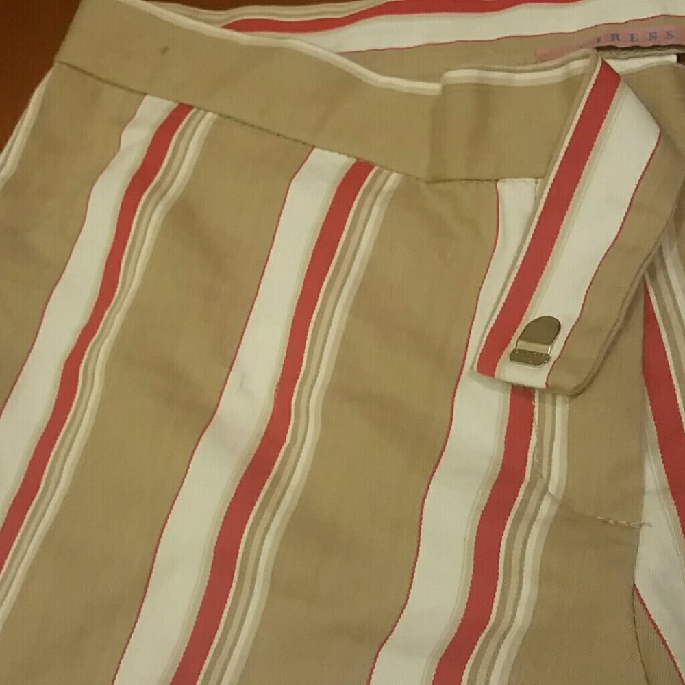 Capris - Picture 7 of 8